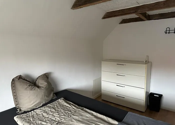 Den Gamel Togstation אכסניה גיב