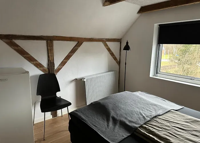 Den Gamel Togstation